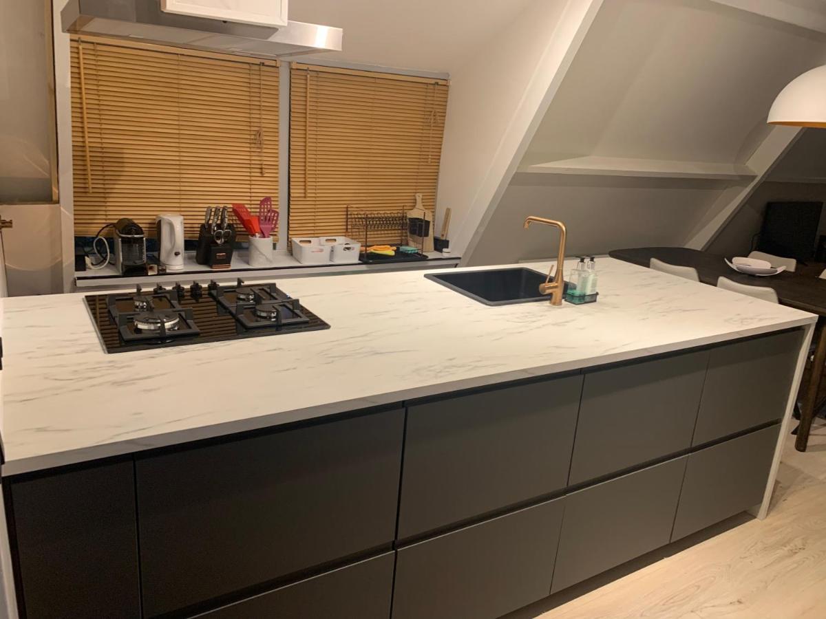 Sunclass 206 Hotel Дюрби Екстериор снимка