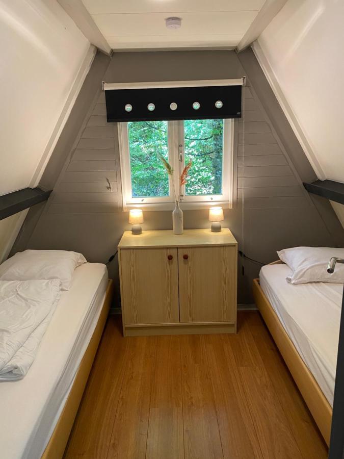 Sunclass 206 Hotel Дюрби Екстериор снимка